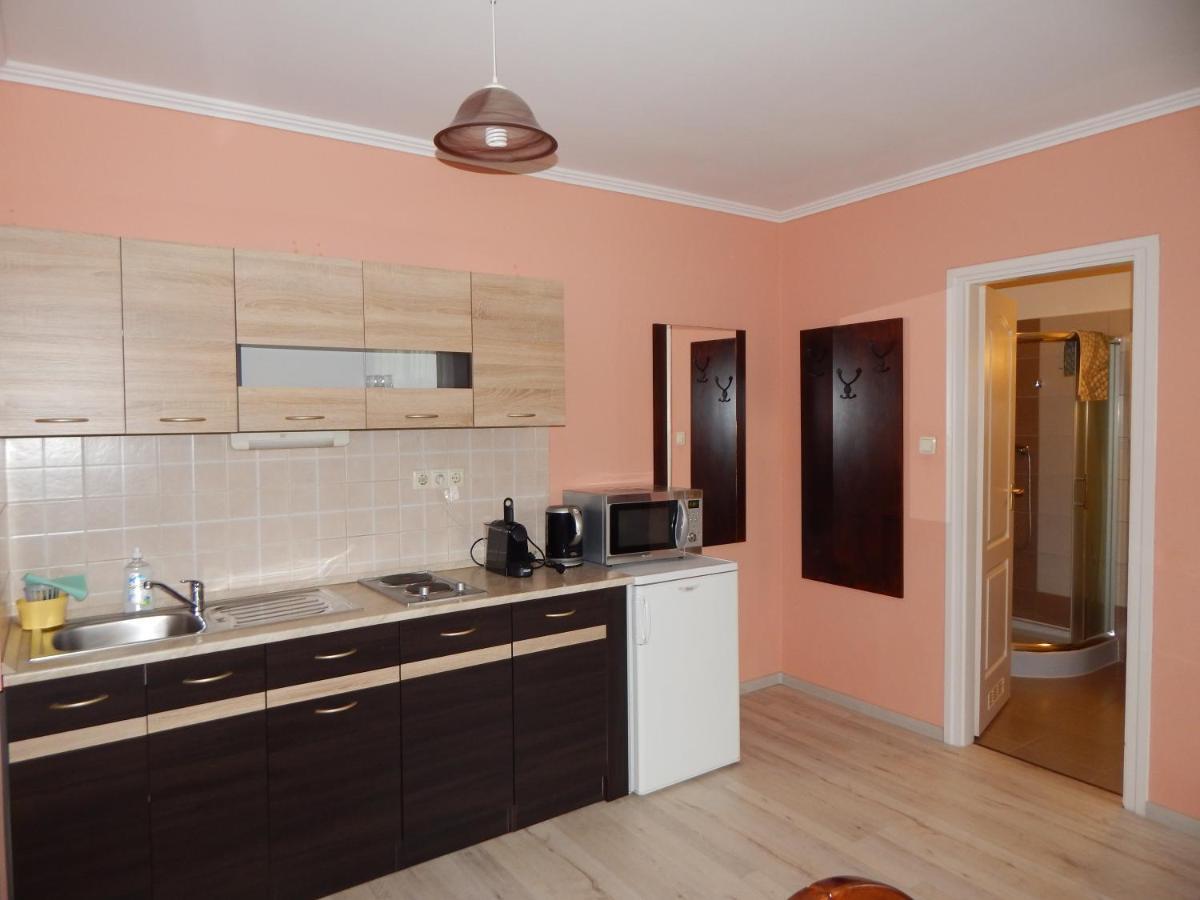 Voelgy Apartman Eger Exterior foto